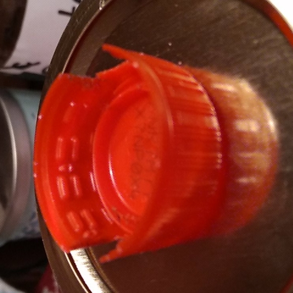 Homemade ribbon globe with phone stand - Picture 2 of 4